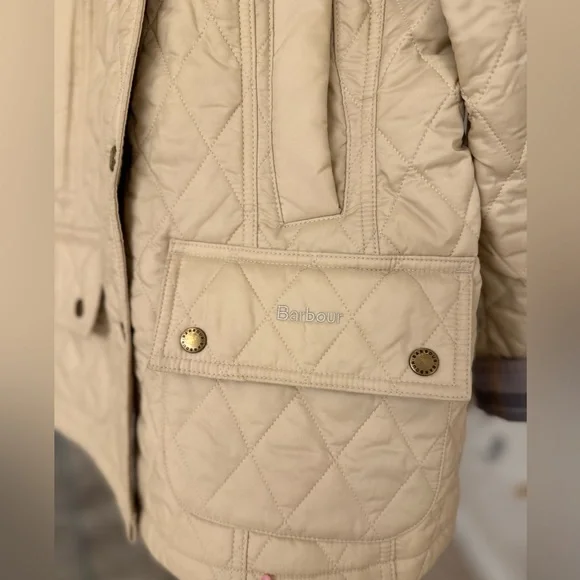 Barbour Beadnell Summer Quilted Jacket, US4 - Picture 5 of 9